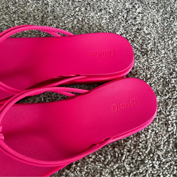 OluKai Aka Pink Sandals SZ9 - Picture 3 of 5